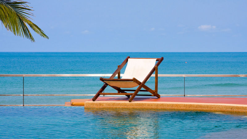 4 Pointers to Shopping for Pool Chairs