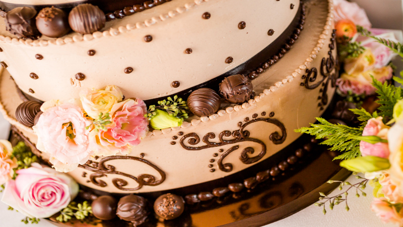 Wedding Plans: Tips For Working With Your Bakery