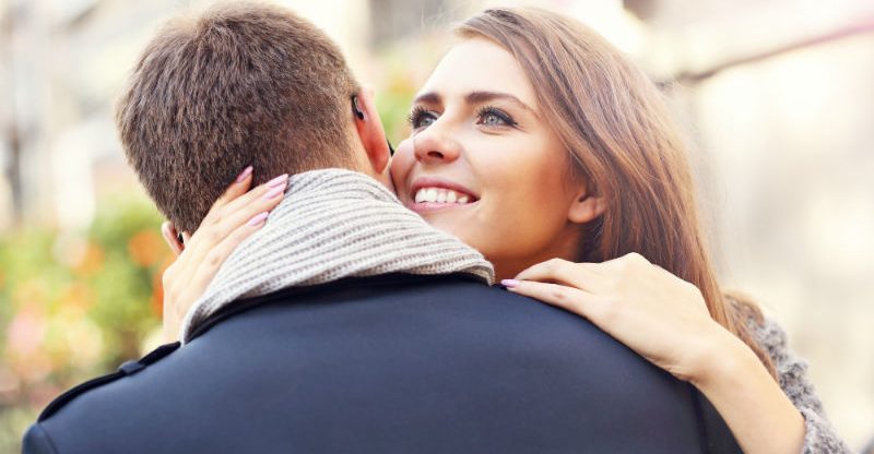 Find Professional Singles to Date with Expert Dating Services